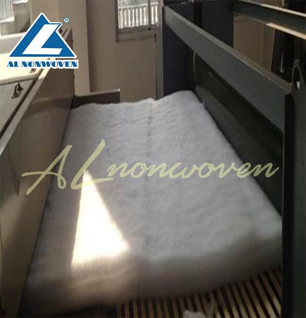 Thermisches Abbinden-Polyester-nichtgewebtes Maschinen-Matratzen-Ofen-Füllmaterial-große Kapazität